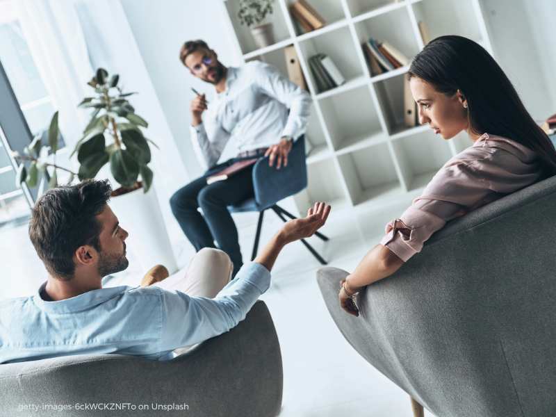 Mediation mit einem narzisstischen Ex – warum sie scheitert und wie du dich schützt